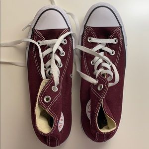 Unisex Maroon Hightop Converse